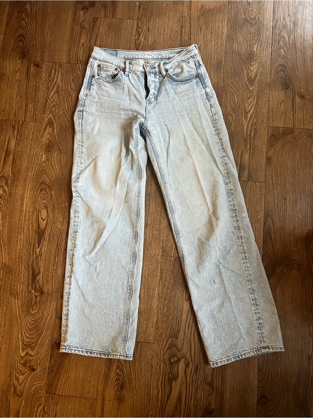 American Eagles 90s Wide Leg Light Wash Jeans
